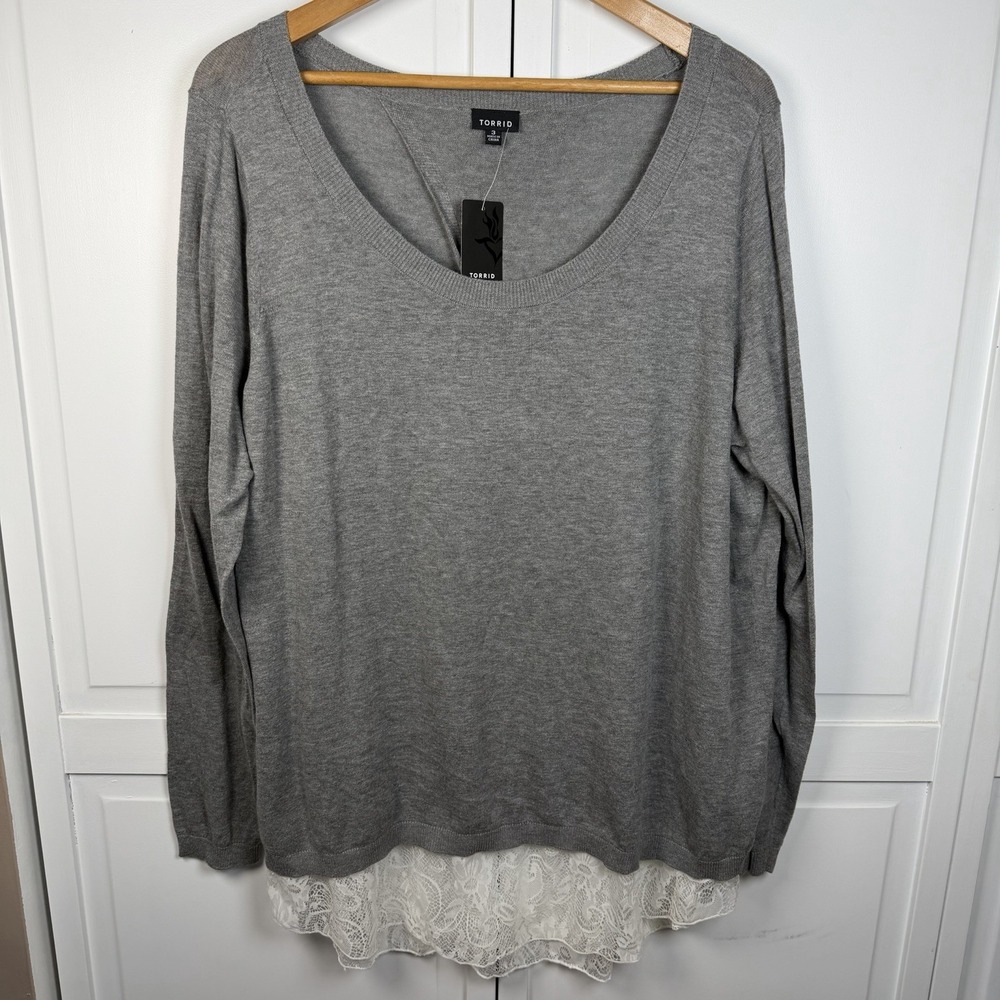 Torrid Sweater Women's Size 3 Long Sleeve Scoop Neck Open Back Cream Lace‎ New